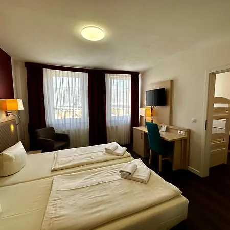 Hotel Wiggers 2*