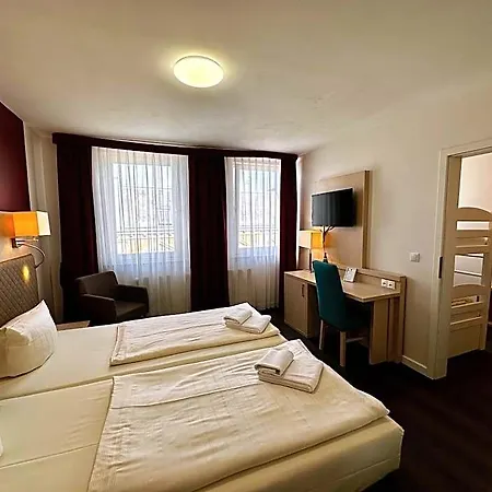 Wiggers Hotel 2*